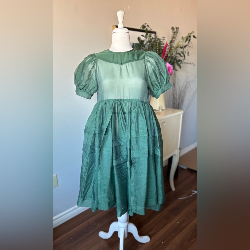 Green Organza Puff Sleeve Smock Dress | Voluminous Mini Babydoll